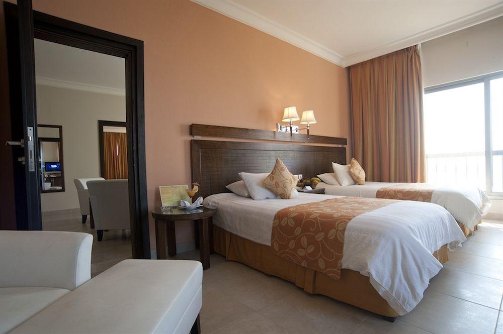 Dead Sea Spa Hotel Sweimeh Exterior photo